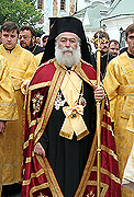 Патриарх Александрийский Феодор II возглавил богослужение в Киево-Печерской лавре